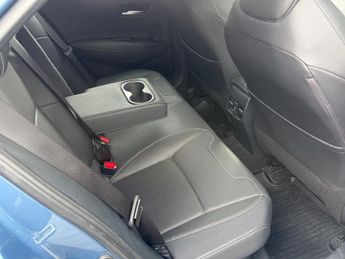 Toyota Corolla 2.0 VVT-h Excel CVT Euro 6 5dr 181BHP