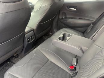 Toyota Corolla 2.0 VVT-h Excel CVT Euro 6 5dr 181BHP
