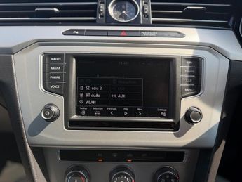 Volkswagen Passat SE BUSINESS TDI BLUEMOTION TECH DSG