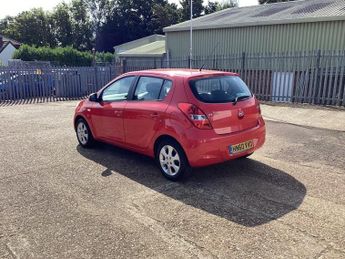Hyundai I20 1.2 Comfort Hatchback 5dr Petrol Manual Euro 5 (77 bhp)