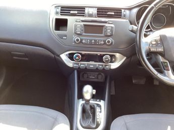 Kia Rio 1.4 3 Hatchback 5dr Petrol Auto Euro 5 (107 bhp)