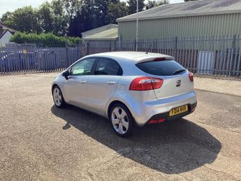 Kia Rio 1.4 3 Hatchback 5dr Petrol Auto Euro 5 (107 bhp)