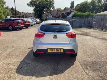 Kia Rio 1.4 3 Hatchback 5dr Petrol Auto Euro 5 (107 bhp)