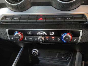 Audi Q2 2.0 TDI S line SUV 5dr Diesel S Tronic quattro Euro 6 (s/s) (150