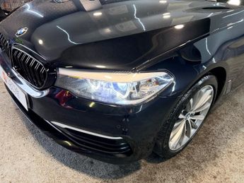 BMW 5 SERIES 3.0 530d SE Saloon 4dr Diesel Auto Euro 6 (s/s) (265 ps)
