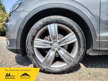 Volkswagen Tiguan 2.0 TDI BlueMotion Tech SEL SUV 5dr Diesel DSG Euro 6 (s/s) (150