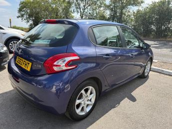 Peugeot 208 HDI ACTIVE