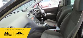 Honda Civic I-VTEC ES
