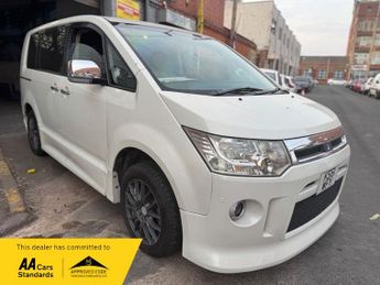 Mitsubishi Delica 2.0 AUTOMATIC PETEOL MPV POWER DOORS