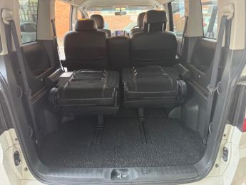Mitsubishi Delica 2.0 AUTOMATIC PETEOL MPV POWER DOORS