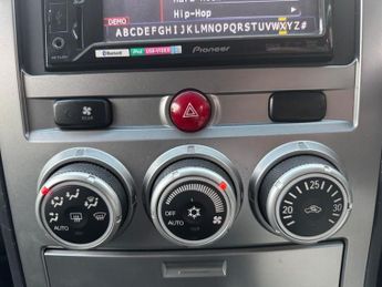 Mitsubishi Delica 2.0 AUTOMATIC PETEOL MPV POWER DOORS