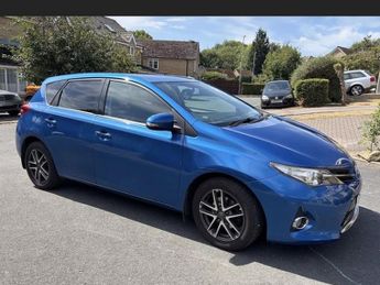 Toyota Auris 1.6 V-Matic Icon Plus Hatchback 5dr Petrol Manual Euro 5 (132 ps