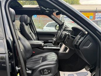 Land Rover Range Rover 5.0 V8 Autobiography SUV 5dr Petrol Auto 4WD Euro 6 (s/s) (510 p