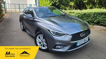 Infiniti Q30 SE D