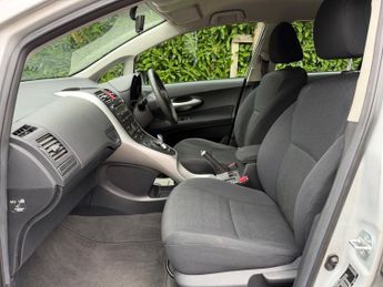 Toyota Auris T4