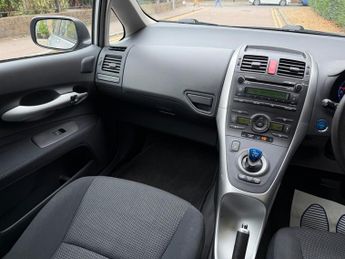 Toyota Auris T4
