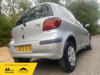 Toyota Yaris 1.0 VVTI T2