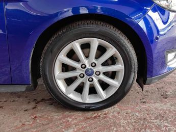 Ford Focus 1.0T EcoBoost Titanium Hatchback 5dr Petrol Manual Euro 6 (s/s) 