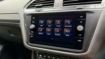 Volkswagen Tiguan 2.0 TSI R-Line DSG 4Motion Euro 6 (s/s) 5dr