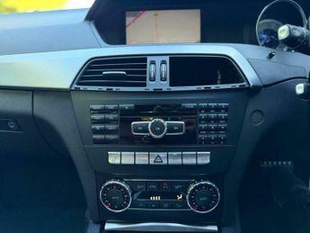 Mercedes-Benz C Class 2.1 C250 CDI BlueEfficiency AMG Sport G-Tronic+ Euro 5 (s/s) 2dr