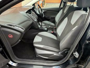 Ford Focus 1.6 Zetec Powershift Euro 5 5dr