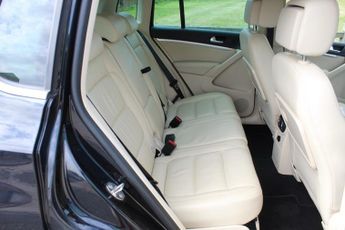 Volkswagen Tiguan ESCAPE TDI BLUEMOTION TECH 4MOTION DSG