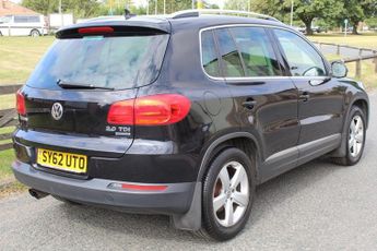 Volkswagen Tiguan ESCAPE TDI BLUEMOTION TECH 4MOTION DSG