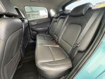 Hyundai KONA 64kWh Premium SE Auto 5dr (7kW Charger)
