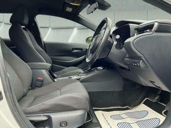 Toyota Corolla 1.8 VVT-h Icon Tech Touring Sports CVT Euro 6 (s/s) 5dr