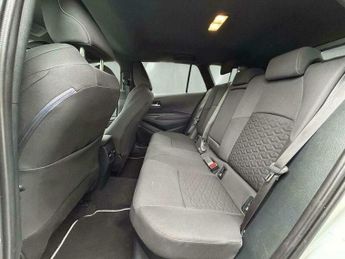 Toyota Corolla 1.8 VVT-h Icon Tech Touring Sports CVT Euro 6 (s/s) 5dr