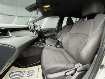 Toyota Corolla 1.8 VVT-h Icon Tech Touring Sports CVT Euro 6 (s/s) 5dr