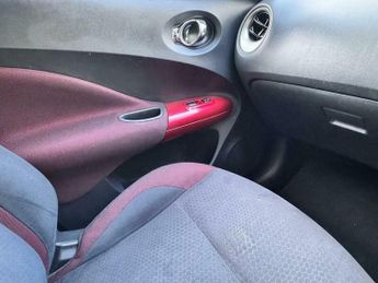 Nissan Juke 1.6 Acenta Premium CVT Euro 5 5dr