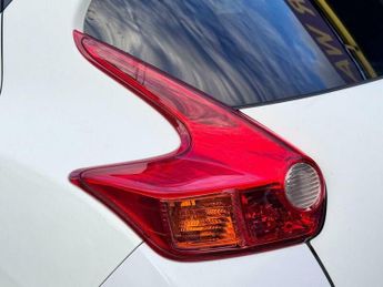 Nissan Juke 1.6 Acenta Premium CVT Euro 5 5dr