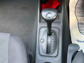 Vauxhall Corsa 1.4i 16v Design 5dr (a/c)