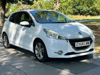 Peugeot 208 1.2 VTi PureTech Allure Euro 5 5dr