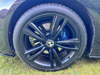 BMW 3 SERIES 2.0 320d M Sport Auto xDrive Euro 6 (s/s) 4dr