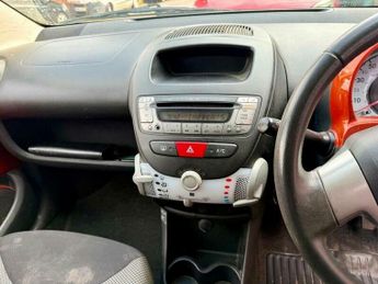 Toyota AYGO 1.0 VVT-i Fire Euro 5 5dr