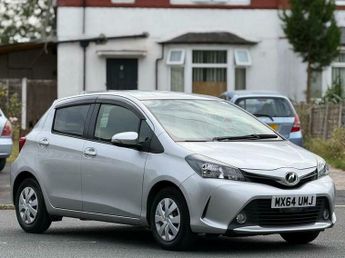 Toyota Yaris 1.33 Dual VVT-i Excel Multidrive S Euro 6 5dr