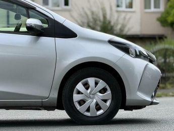 Toyota Yaris 1.33 Dual VVT-i Excel Multidrive S Euro 6 5dr