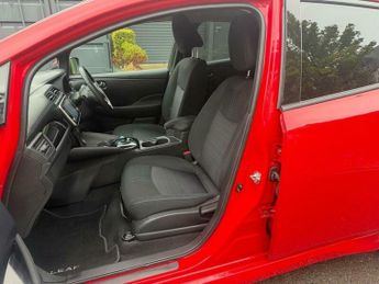 Nissan Leaf 39kWh N-Connecta Auto 5dr