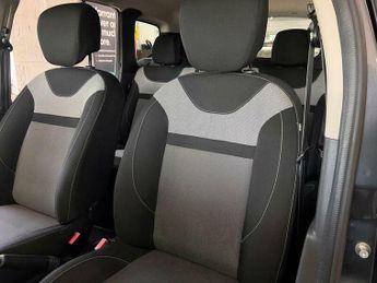 Dacia Duster 1.5 dCi Laureate EDC Euro 6 (s/s) 5dr
