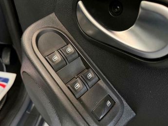 Dacia Duster 1.5 dCi Laureate EDC Euro 6 (s/s) 5dr
