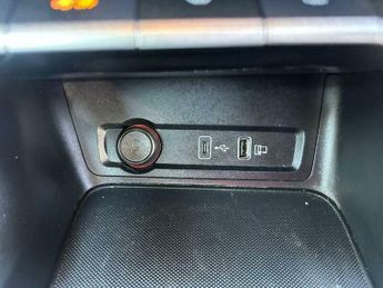 MG ZS 72.6kWh SE Long Range Auto 5dr