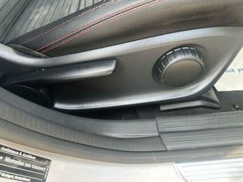 Mercedes-Benz CLA 1.6 CLA180 AMG Line Edition Coupe 7G-DCT Euro 6 (s/s) 4dr
