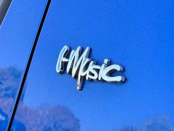 Renault Clio 1.2 I-Music Euro 5 5dr