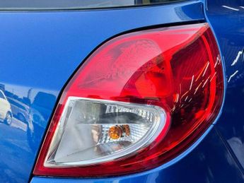 Renault Clio 1.2 I-Music Euro 5 5dr