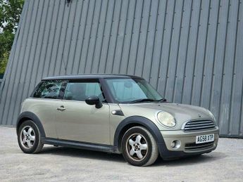 MINI Hatch 1.6 Cooper Steptronic Euro 4 3dr