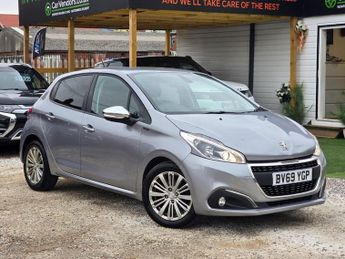 Peugeot 208 1.2 PureTech Signature Euro 6 (s/s) 5dr