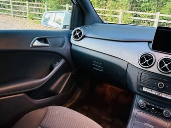 Mercedes-Benz B Class B180
