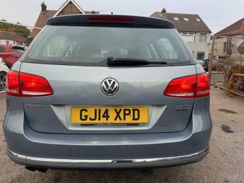 Volkswagen Passat 2.0 TDI BlueMotion Tech Executive DSG Euro 5 (s/s) 5dr